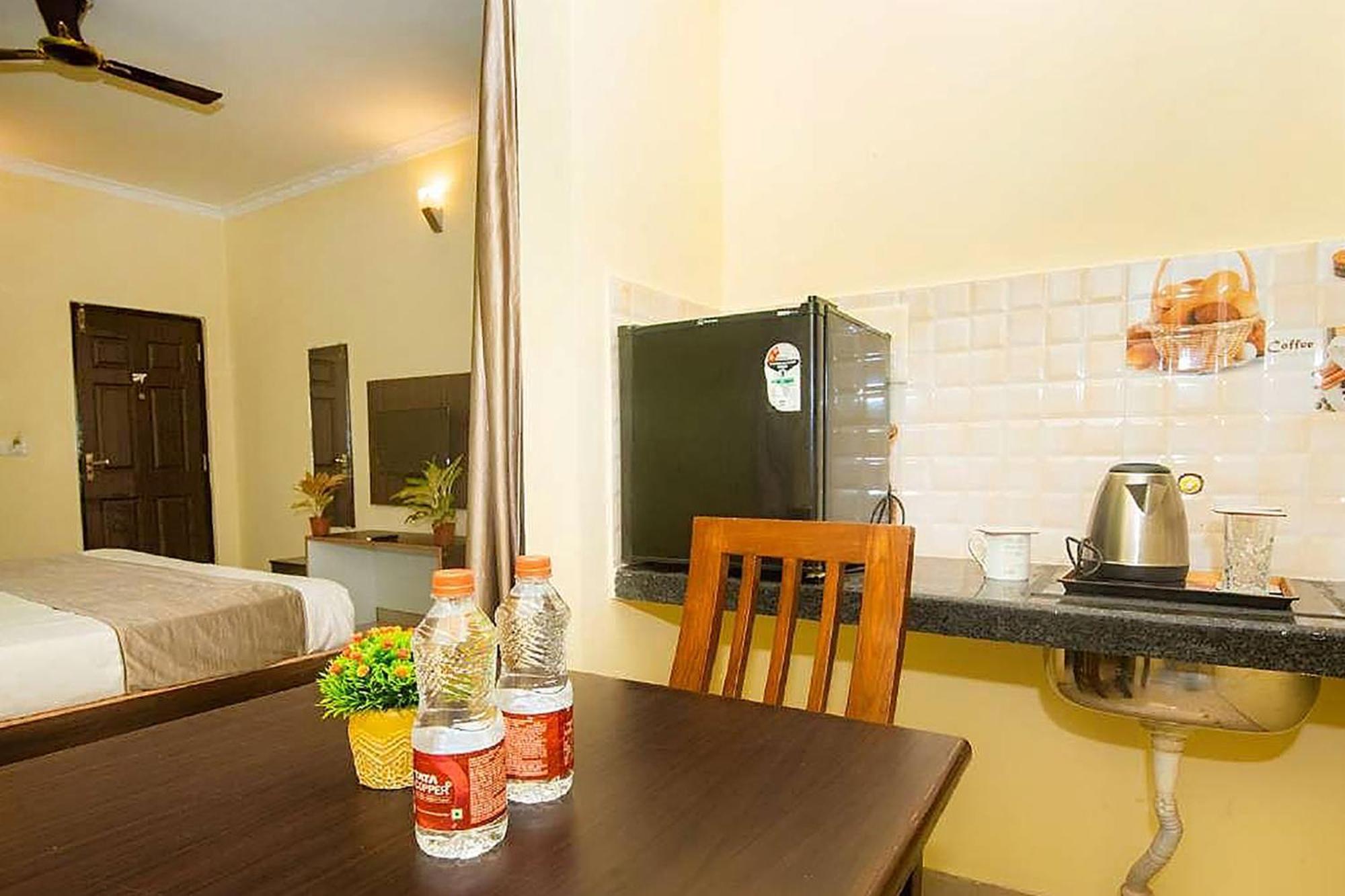 Hotel Fabexpress Spring De Goa