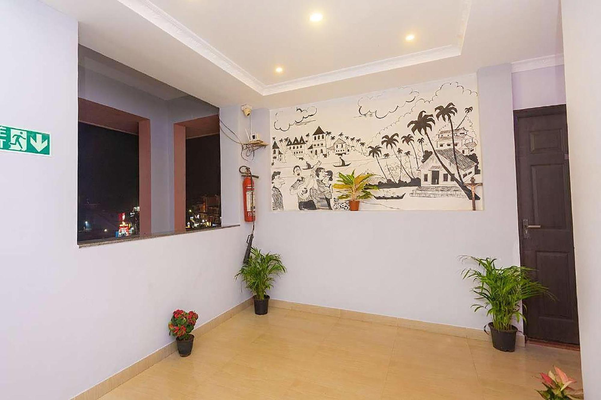 Fabexpress Spring De Goa Hotel