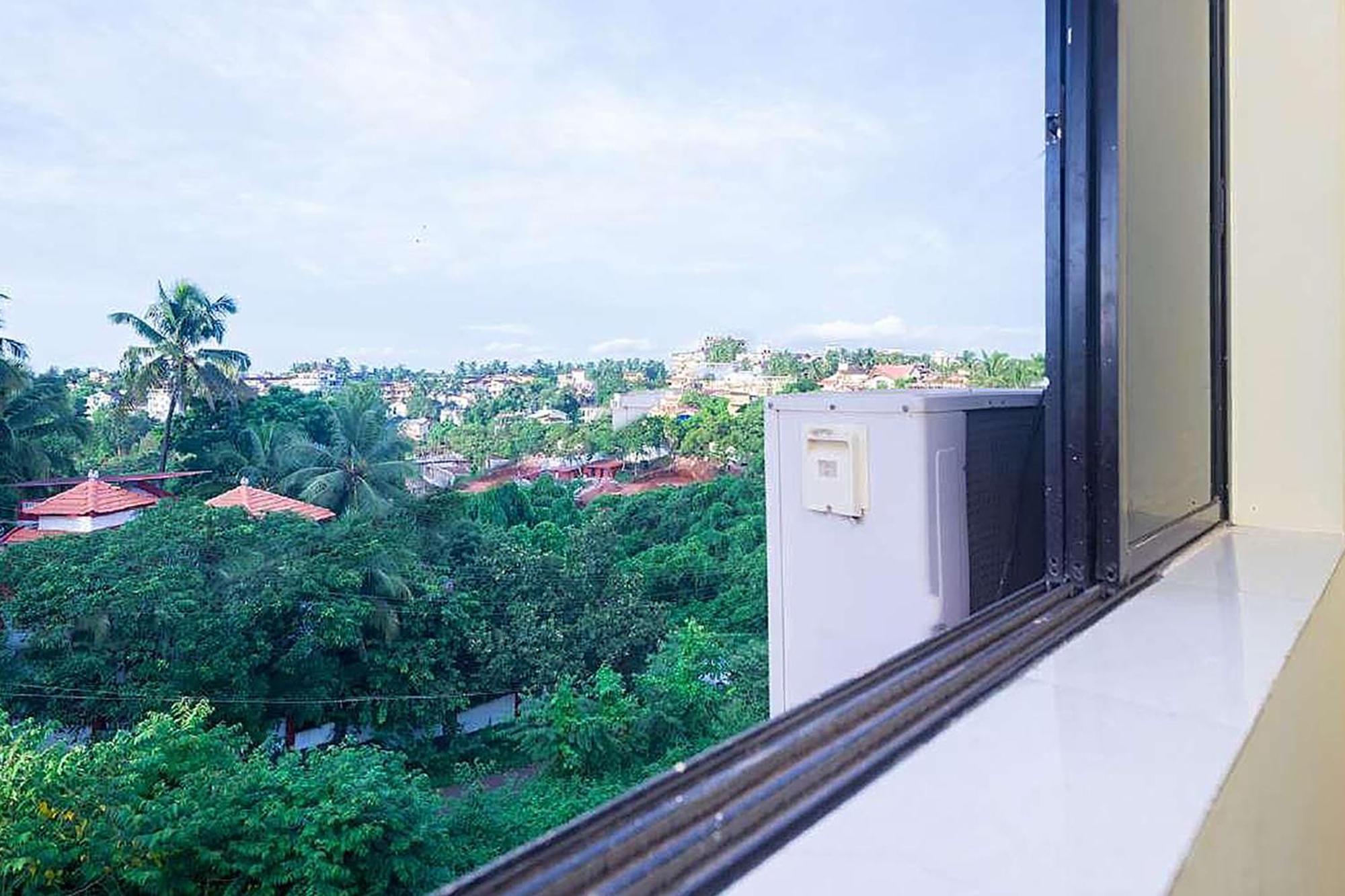Hotel Fabexpress Spring De Goa 3*