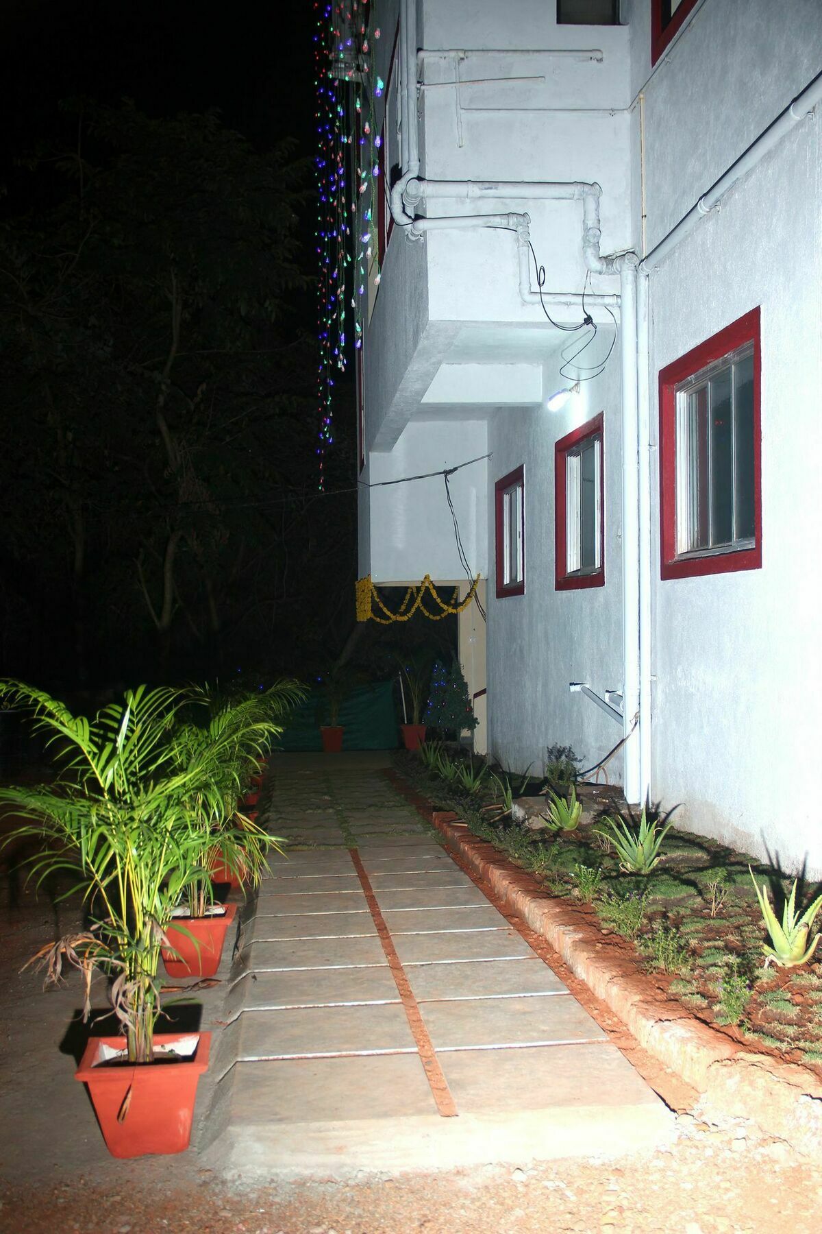 Hotel Fabexpress Spring De Goa